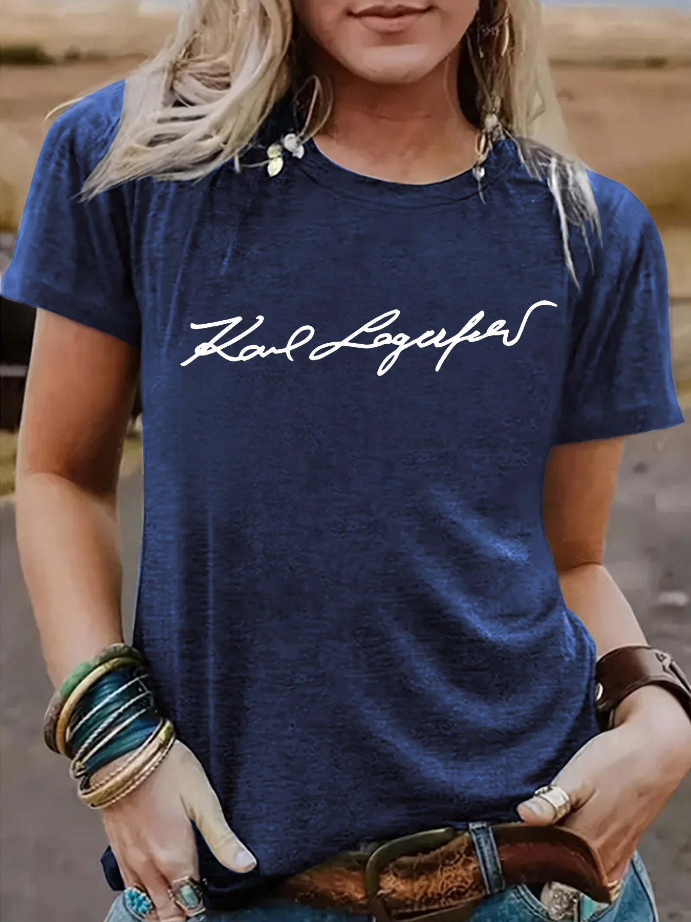 Short sleeved slogan